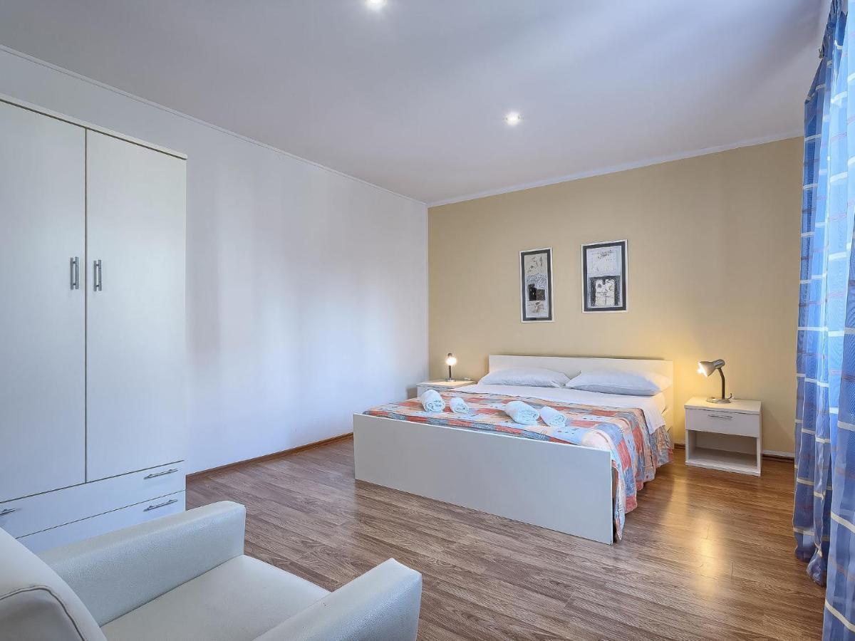 Apartment Nika-3 By Interhome Umag Kültér fotó